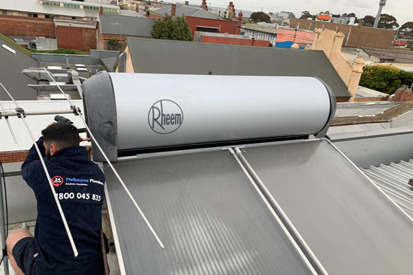SOLAR HOT WATER SYSTEMS MELBOURNE