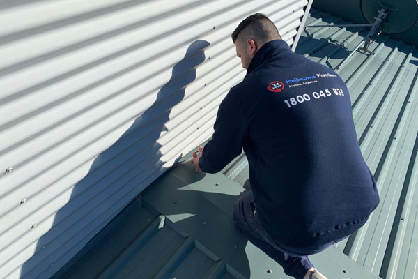roof plumber melbourne
