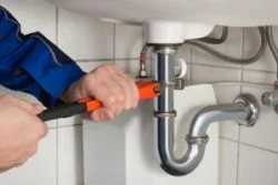 under-sink-water-filter-installation-250x167