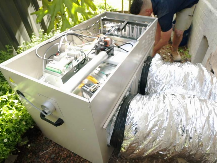 Ducted gas heating installation and replacement