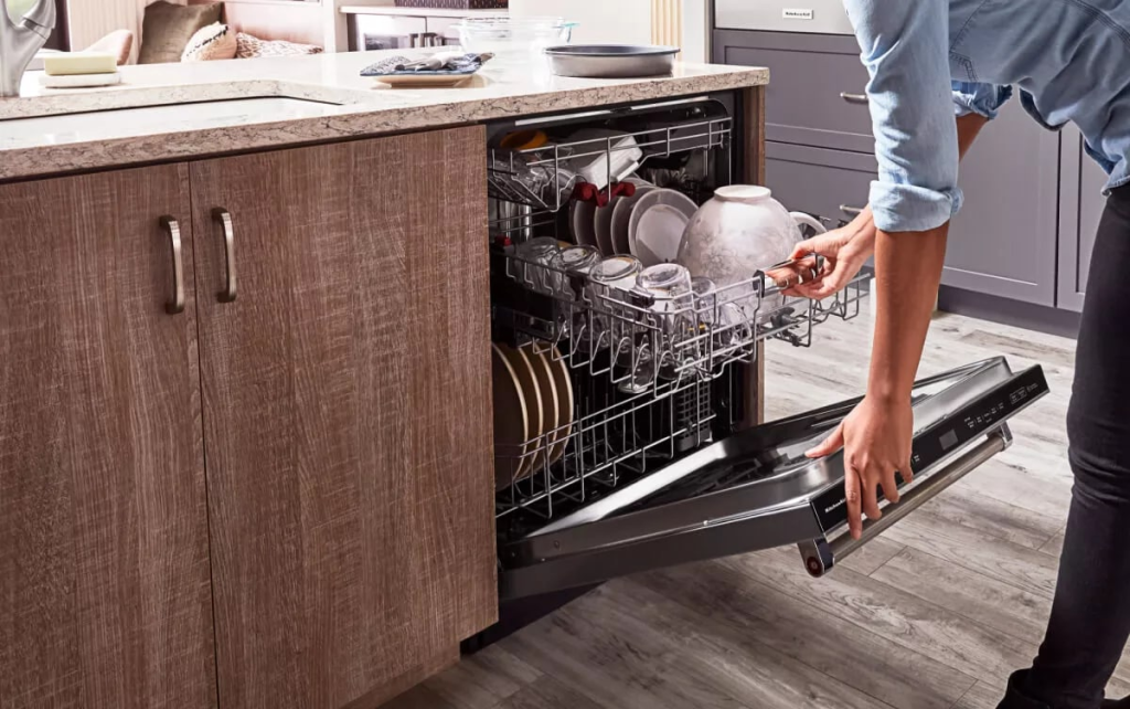 Freestanding vs Integrated Dishwasher 